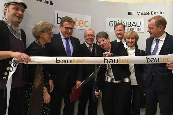 德国柏林建筑建材展览会BAUTEC1.jpg